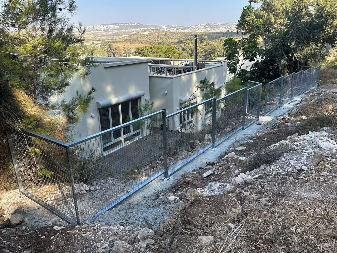 סורגים ומעקות - תמונה 21